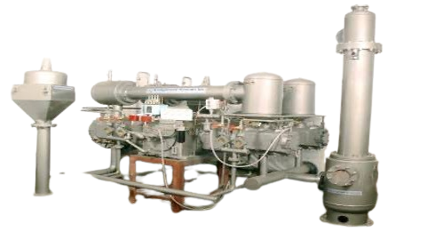 Water-cooled heavy-duty reciprocating compressors
